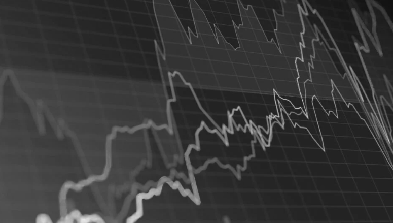 Previsão da Série Temporal da Inflação Usando Modelos Orientados por Score Dinâmico e Métodos de Aprimoramento de Acurácia Preditiva: O Caso do Brasil